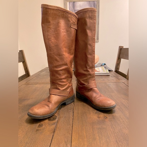 Steve Madden Boot - Picture 1 of 9